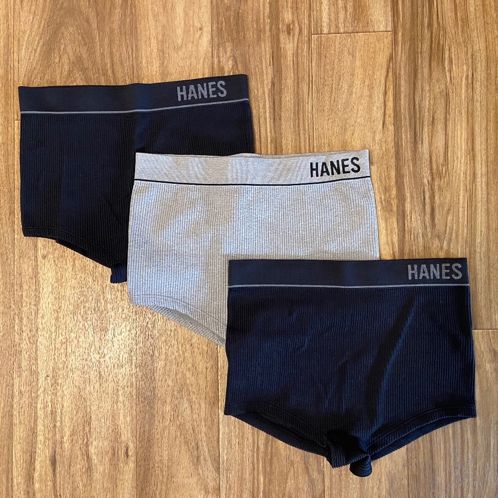 Hanes Women's 3pk Boy Short (Never Worn)